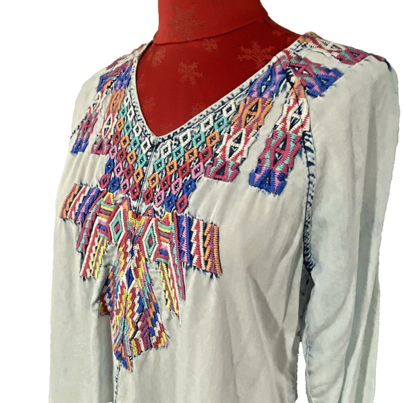 Soft Surroundings Work of Art Embroidered Blue Chambray Popover Blouse Top P/S - Picture 11 of 13